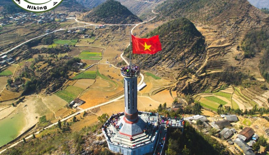 Lung Cu flagpole: The pillar of the north east border with China