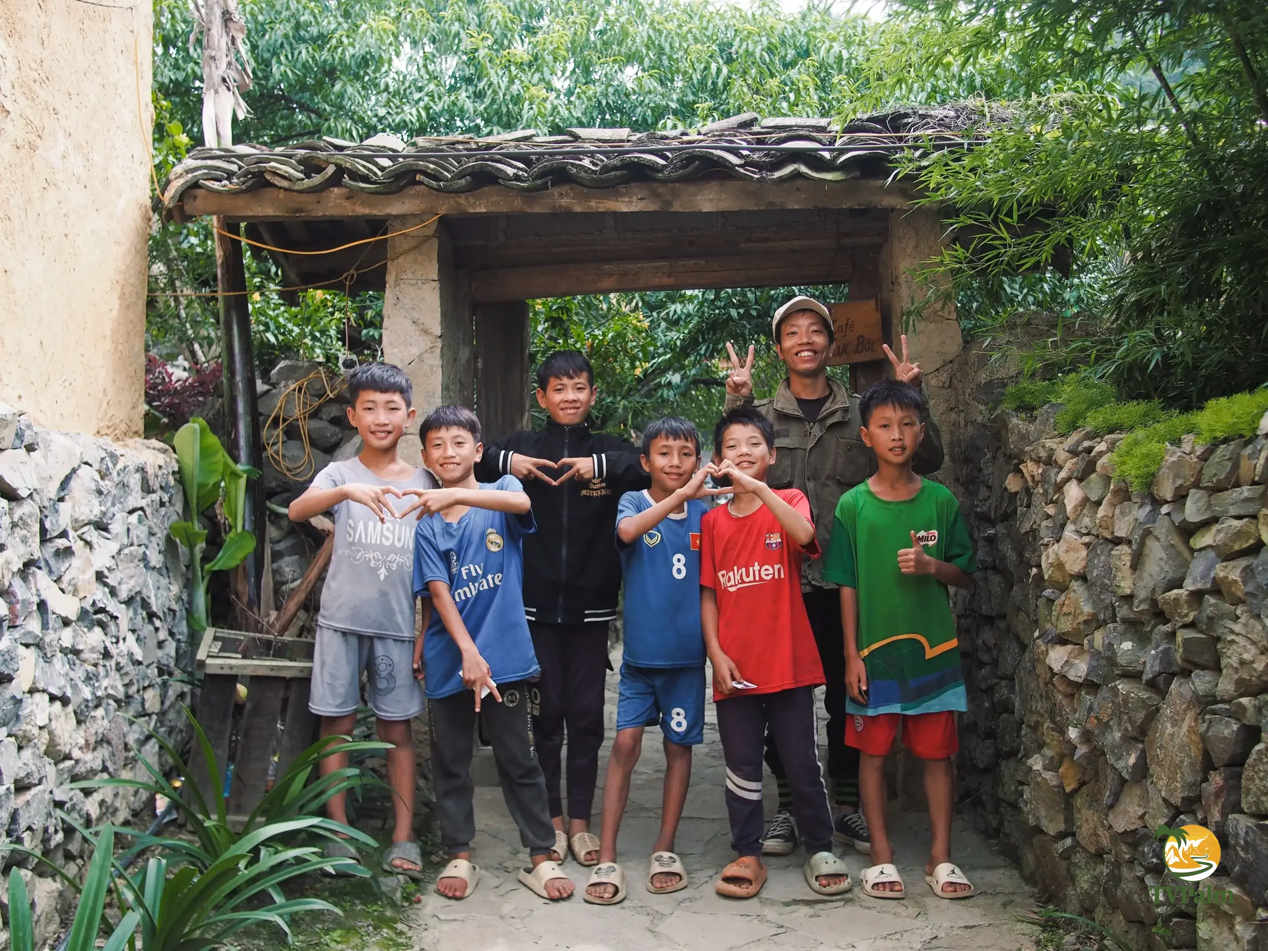 53122906068_8a9daa6ee5_o (1) (1)