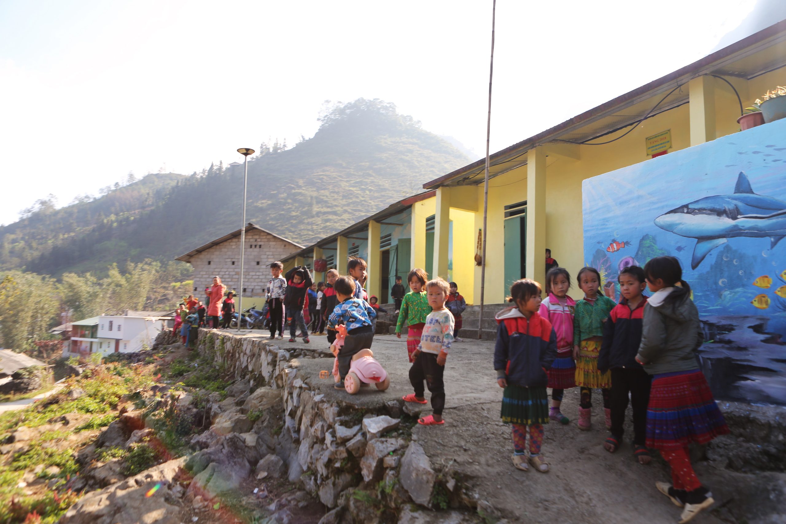 3 days - 2 night Ha Giang Loop 1 Điểm trường gần Sủng Là