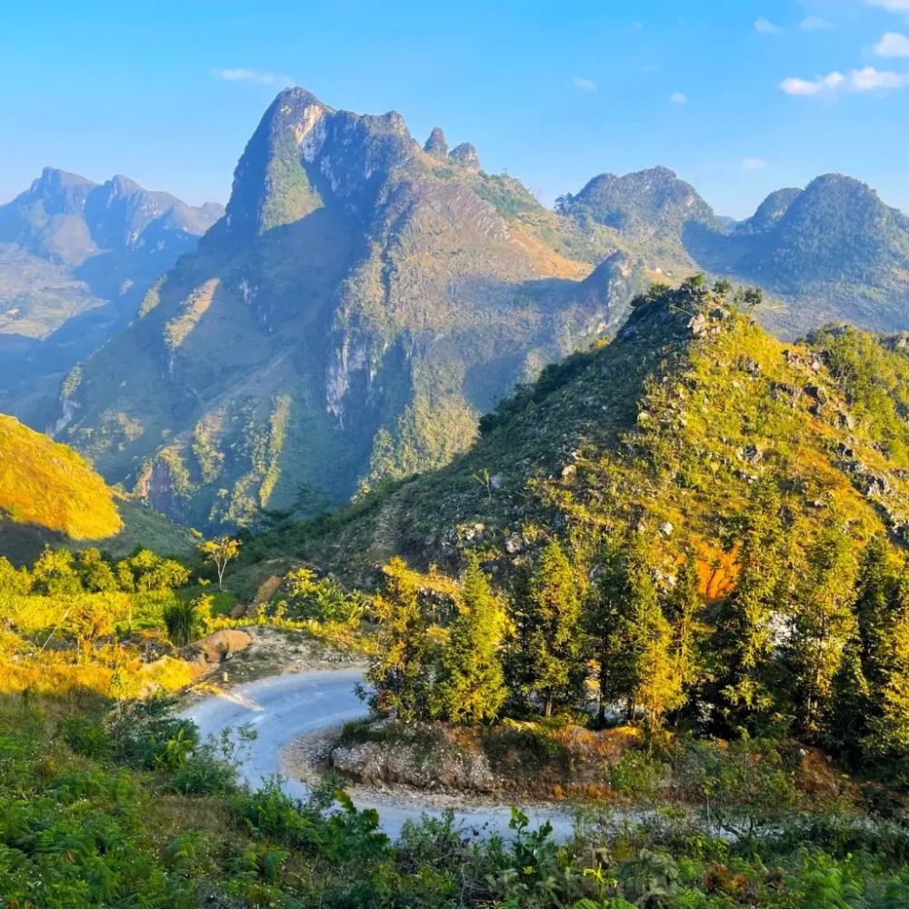 Elevation of Ha Giang Mountain Peaks