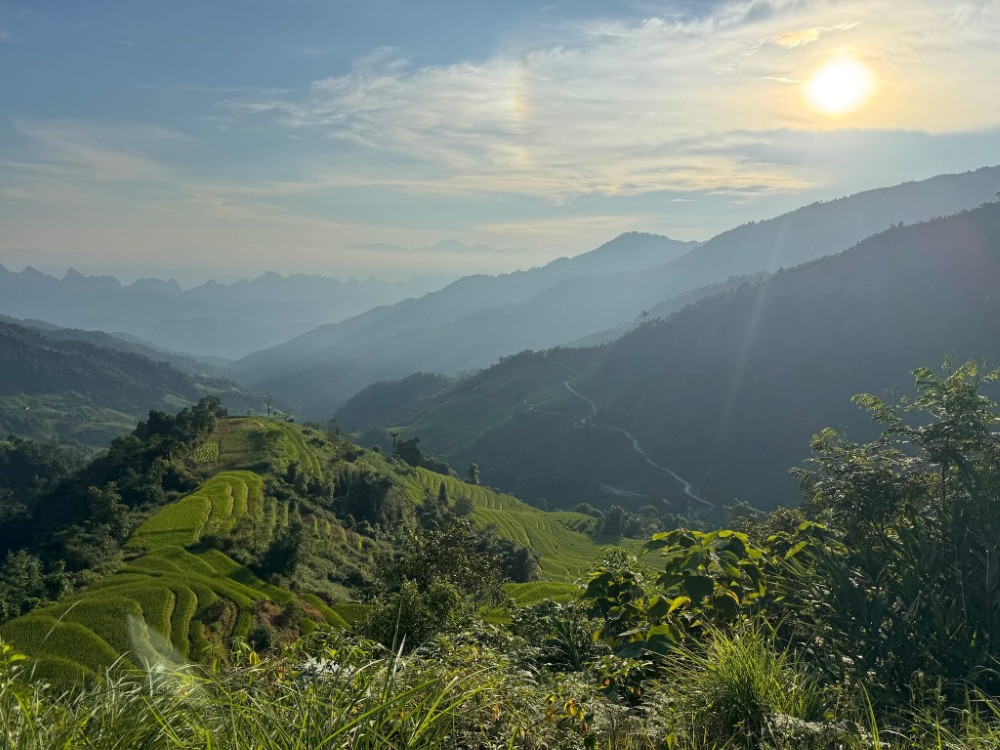 Tay Con Linh Trekking Guide by TVPalm: Discover the Mysterious Frontier 5 Tay Con Linh remains a mysterious frontier