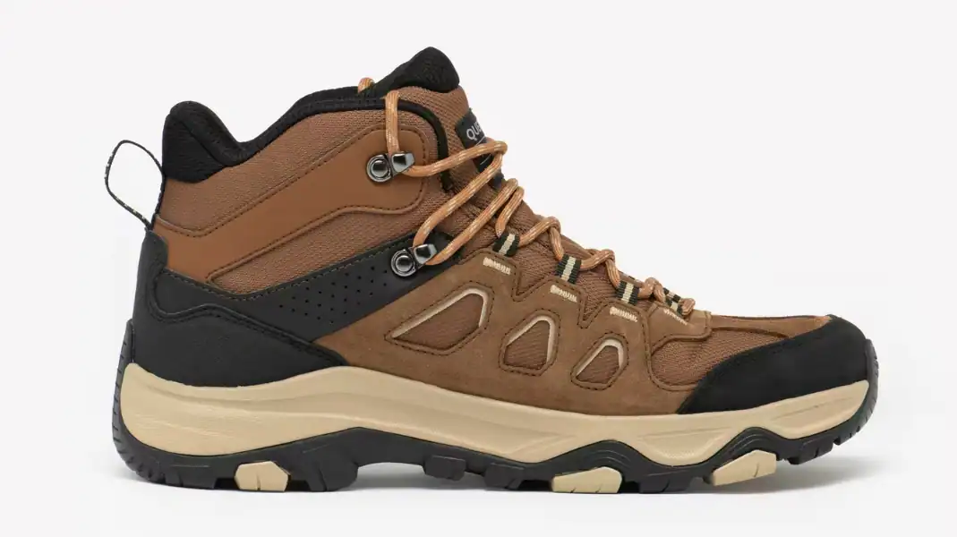 Top 12 Gear Items For Your Tay Con Linh Trekking Packing List 5 1. High-traction waterproof trekking boots with 5mm+ lugs