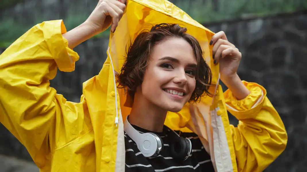 Top 12 Gear Items For Your Tay Con Linh Trekking Packing List 8 5. Breathable 10,000mm+ waterproof hardshell rain jacket