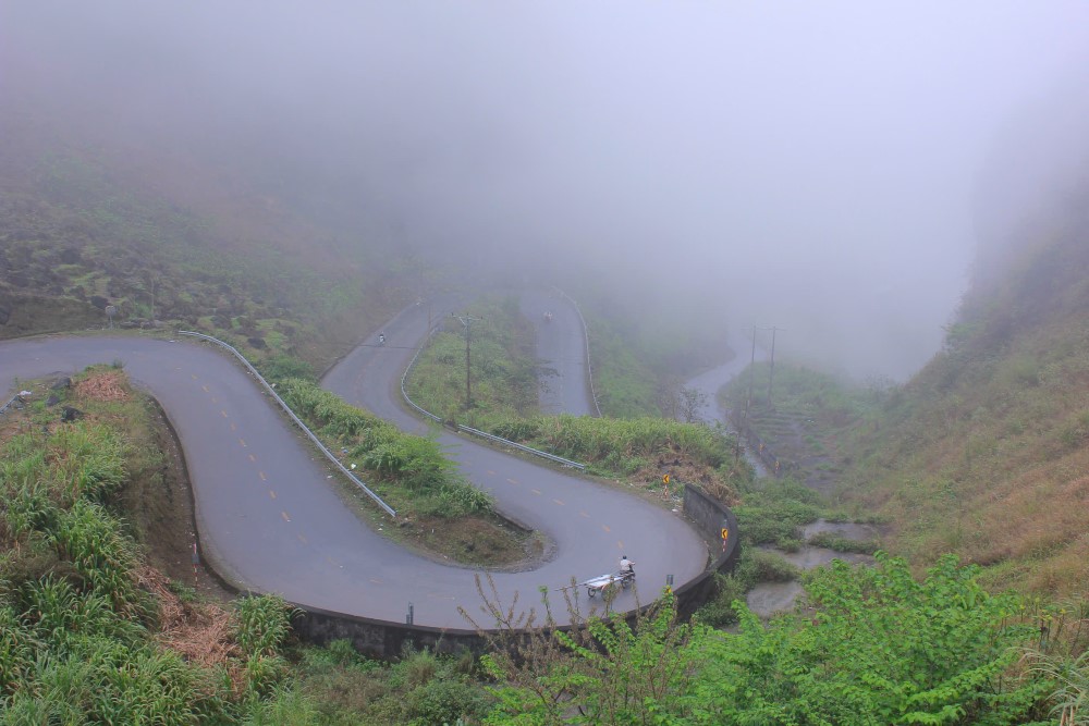 Easy Rider tours - Fog in Ha Giang Loop