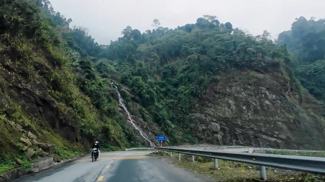 5+ Most Adventurous Off-the-Beaten-Path Routes in Ha Giang 8 Hoang Su Phi Terraces & DT177 Dirt Circuit