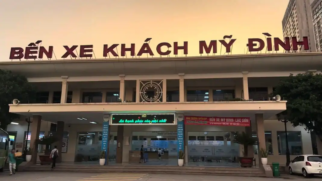My Dinh Bus Station (Bến Xe Mỹ Đình)