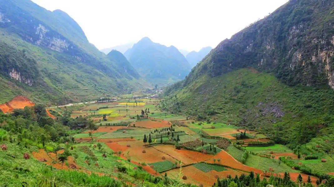 Sung La Valley