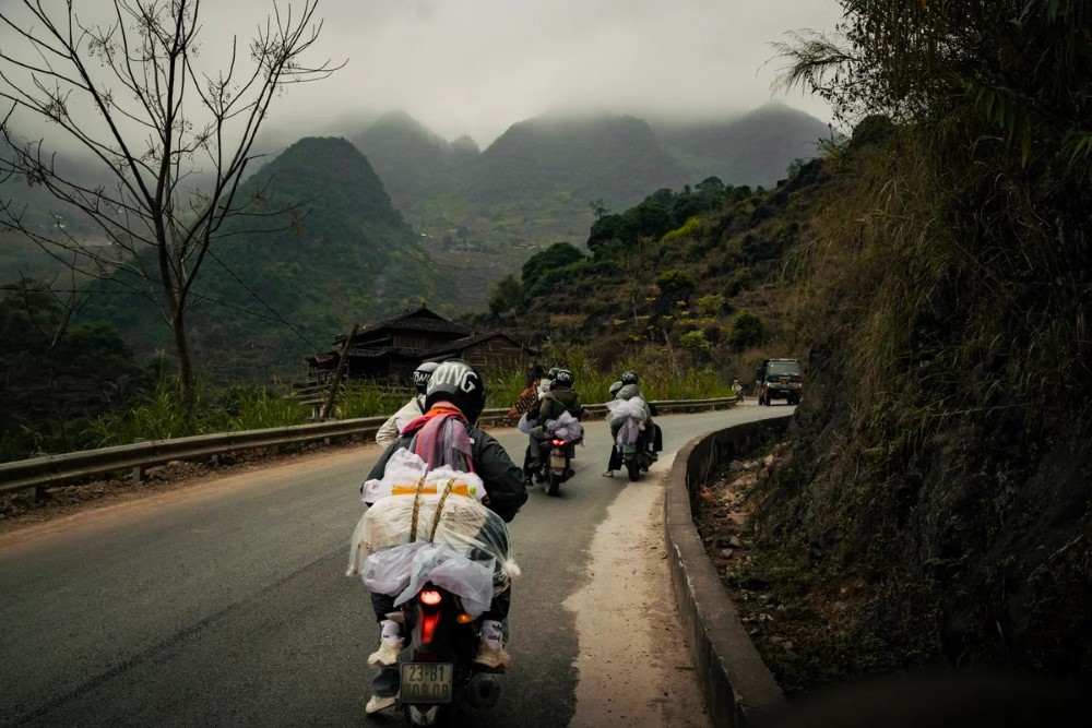 Tips for riding a motorbike in Ha Giang: 2026 Expert Safety Guide 6 Tips for riding a motorbike in Ha Giang and the golden rule of arriving before 5 PM