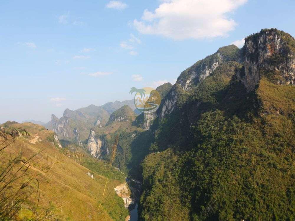 Breathtaking mountain landscape view during Ha Giang loop 2 days