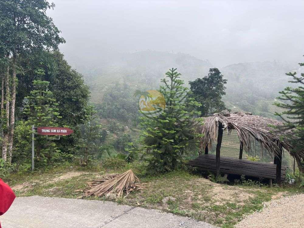 Forest path leading to the village, 2 Days 1 Night Khuoi My - Xa Phin tour