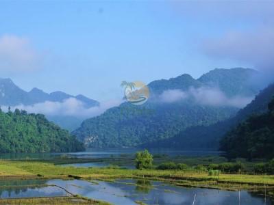 Majestic mountain scenery in Ha Giang loop tour 7 days