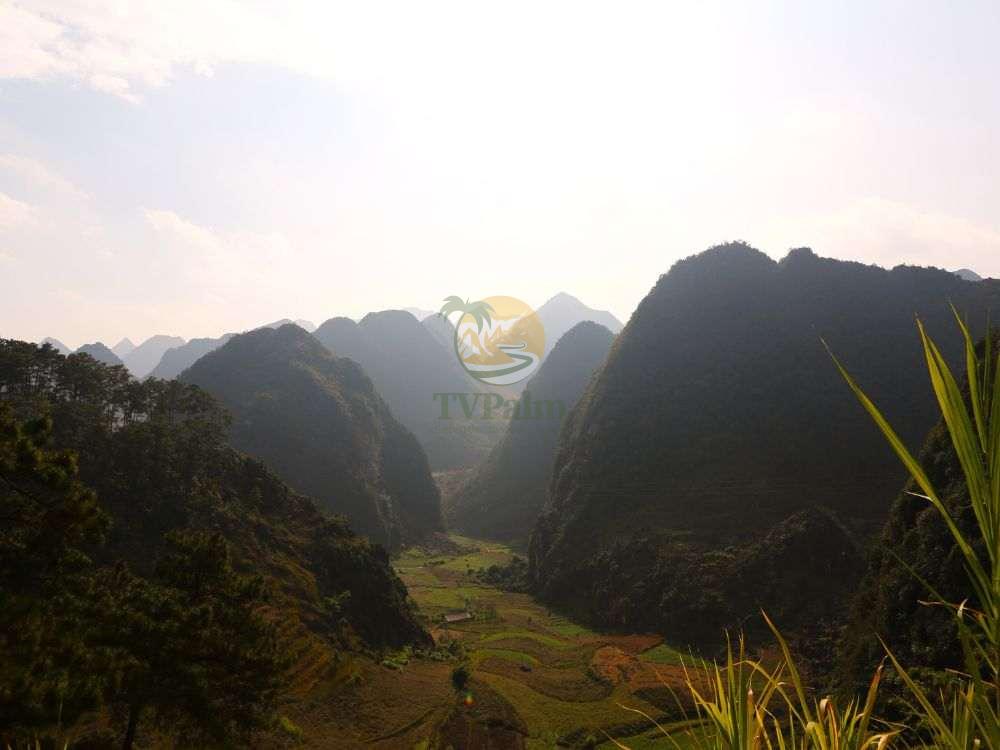 Panoramic mountain valley view on Ha Giang loop 2 days trip