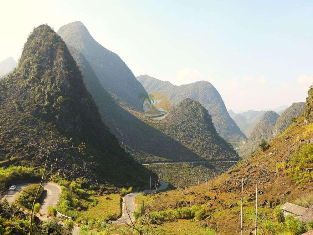 Rugged limestone mountains on the Ha Giang loop 2 days