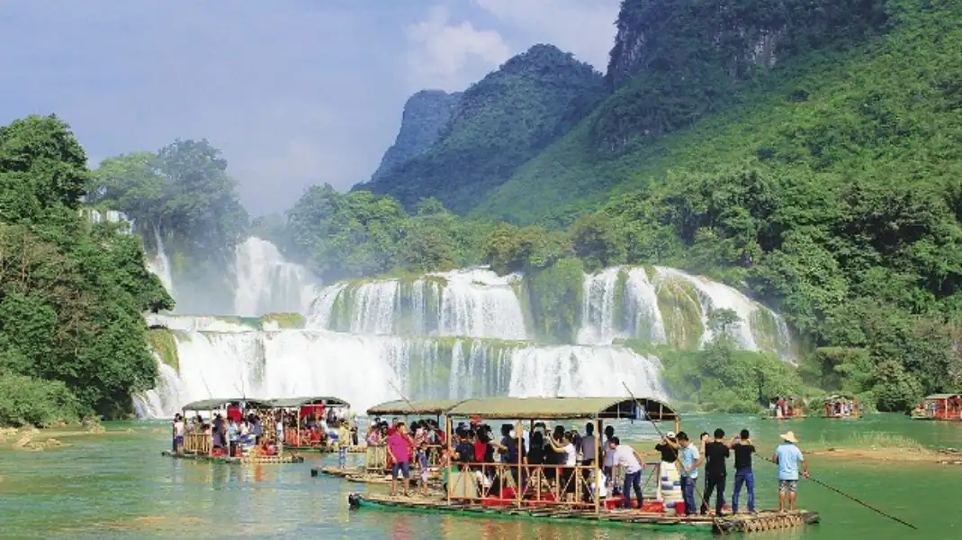 Bamboo Raft Experience