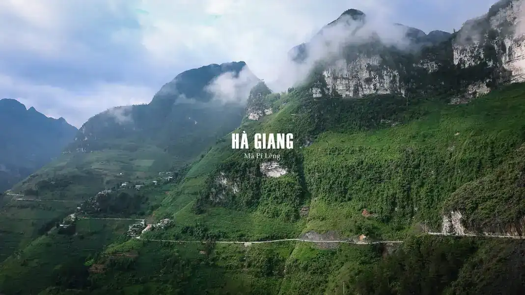 The Ma Pi Leng Pass between Dong Van and Meo Vac