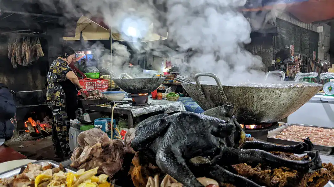 Cuisine at Meo Vac Market