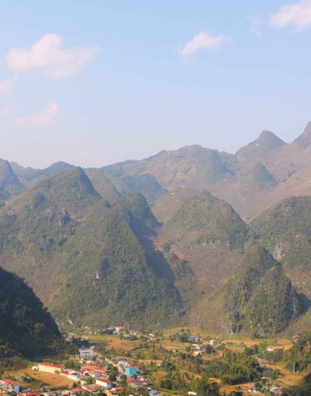 Lung-Ho-view-scaled-900x600