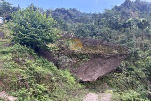 Wilderness trekking path on the 3-Day Tay Con Linh route